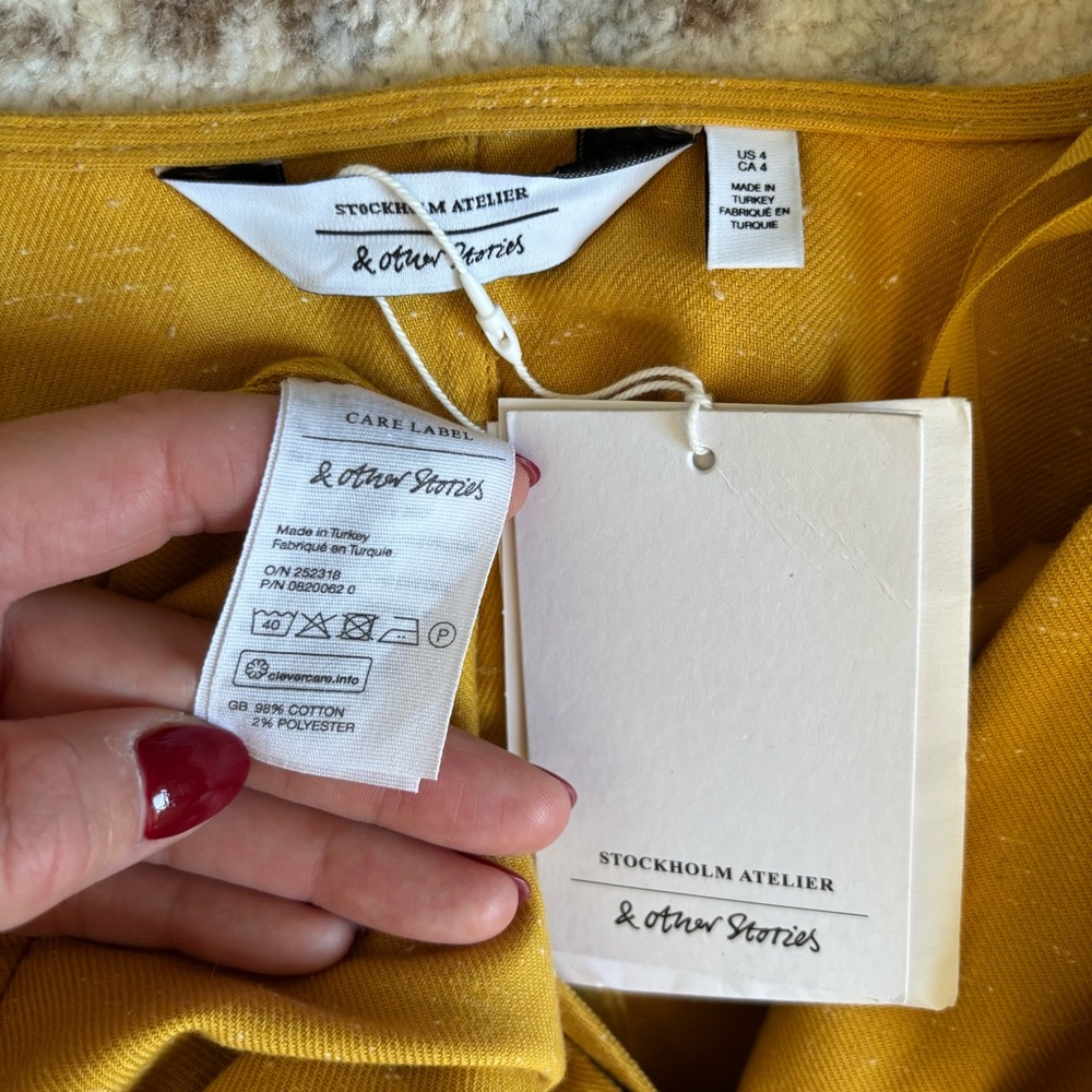 & Other Stories NWT Tailored Puff Sleeve Mini Dress V-Neck Structured Yellow - Picture 6 of 6